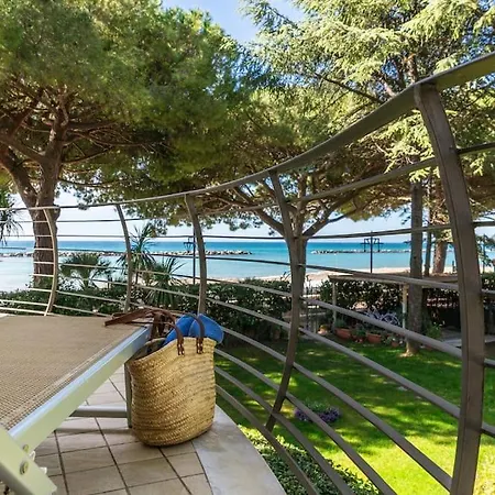 Appartamenti La Vela San Bartolomeo Al Mare Exterior photo